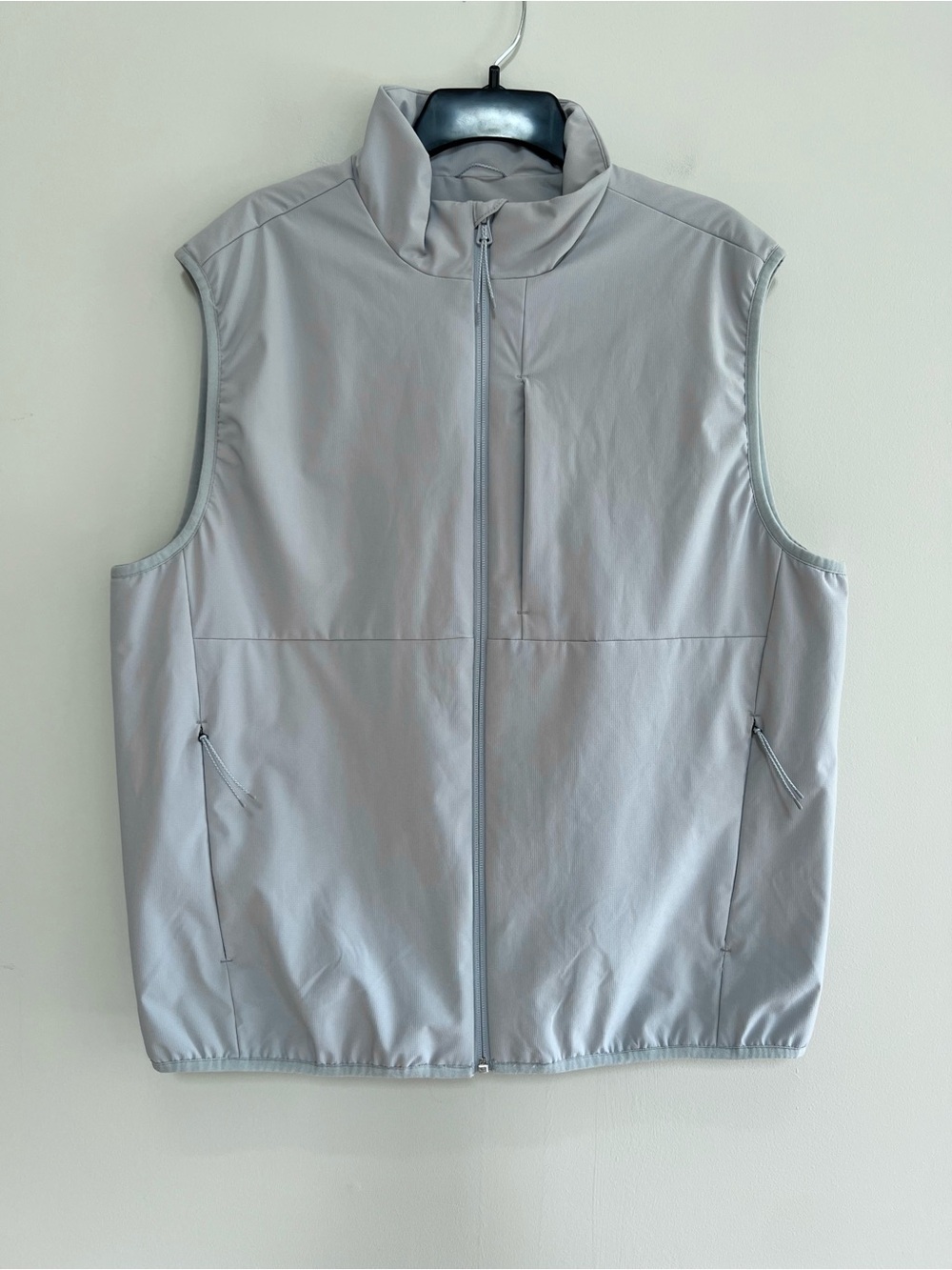 J. Crew Performance Lightweight Front-Zip Vest, Misty Mourning Light Grey, sz L